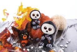 Nici 47549 Glubschis Halloween Sensenmann Sanito 25cm Plüsch Kuscheltier 19 Nici 47549 Glubschis Halloween Sensenmann Sanito 25cm Plüsch Kuscheltier -Spielzeug Verkauf 47549 10 46304 46305 Milieu 2048x1395