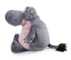 Nici 47975 Nilpferd DJ Nilbert 70cm Sitzend Plüsch Wild Friends GREEN -Spielzeug Verkauf 47975 04 ZA Frei vorl 2048x1744 1