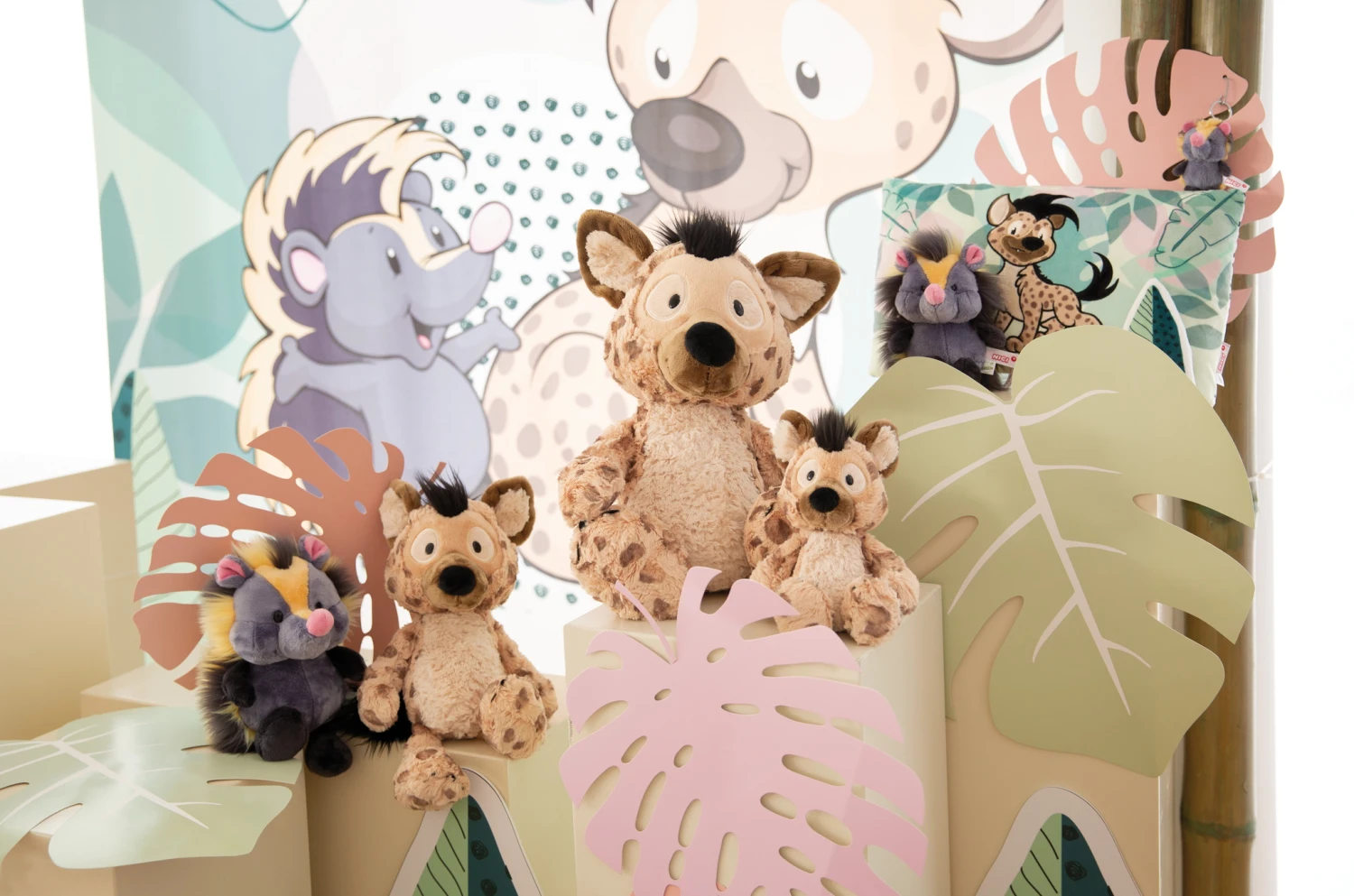 Nici 48867 Hyäne Helgi 52cm Plüsch Kuscheltier Schlenker GREEN Wild Friends 6 Nici 48867 Hyäne Helgi 52cm Plüsch Kuscheltier Schlenker GREEN Wild Friends – Bild 4