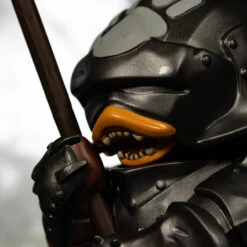 Badeente Numskull TUBBZ Cosplaying Duck - Lord Of The Rings - Uruk-Hai -Spielzeug Verkauf LOTR TUBBZ Uruk Hai High Res 5